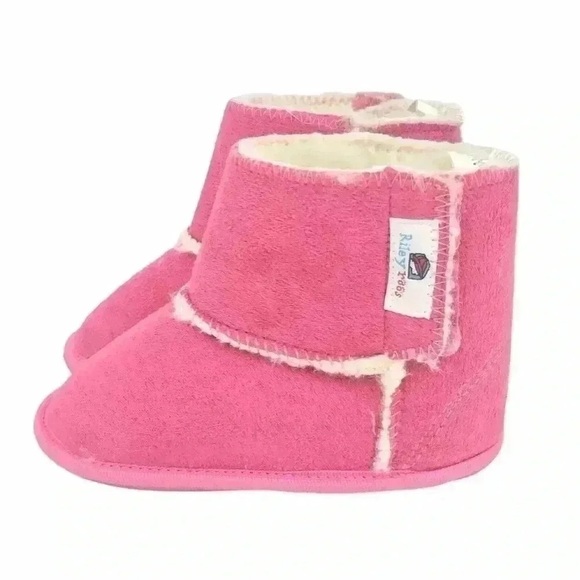 Rileyroos Caters Baby Booties 18–24M Hot Pink Suede Walker Shoes NWT Flexible - Picture 4 of 16